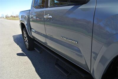 2020 Toyota Tacoma Limited   - Photo 35 - Bucyrus, KS 66013