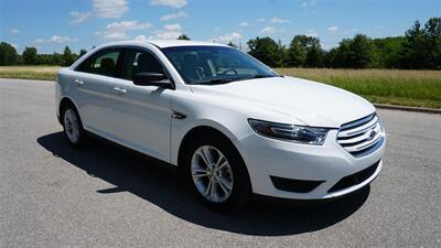 2018 Ford Taurus SE   - Photo 4 - Bucyrus, KS 66013