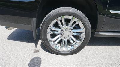 2018 Cadillac Escalade ESV  Premium Luxury - Photo 34 - Bucyrus, KS 66013