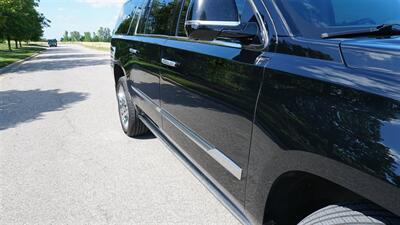 2018 Cadillac Escalade ESV  Premium Luxury - Photo 40 - Bucyrus, KS 66013
