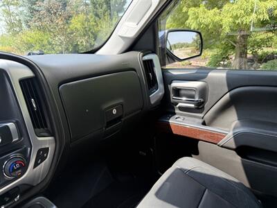 2017 GMC Sierra 1500 SLT   - Photo 18 - Bucyrus, KS 66013