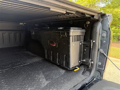 2017 GMC Sierra 1500 SLT   - Photo 31 - Bucyrus, KS 66013