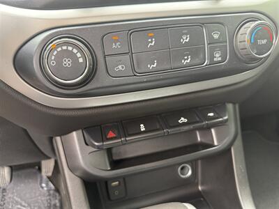 2018 Chevrolet Colorado LT   - Photo 17 - Bucyrus, KS 66013