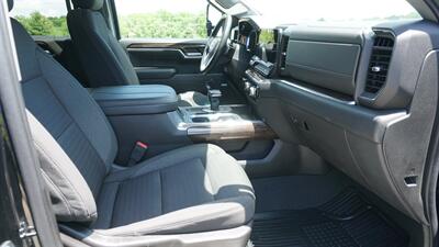 2023 GMC Sierra 1500 Elevation   - Photo 11 - Bucyrus, KS 66013