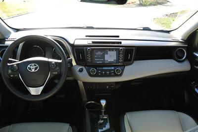 2018 Toyota RAV4 Limited   - Photo 14 - Bucyrus, KS 66013