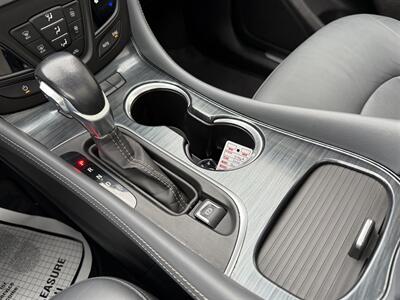 2020 Buick Envision Essence   - Photo 21 - Bucyrus, KS 66013