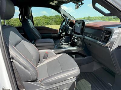 2022 Ford F-150 Lariat  Sport - Photo 11 - Bucyrus, KS 66013