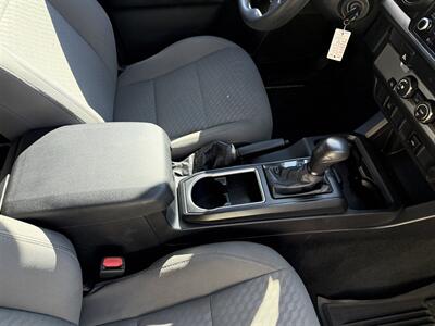 2020 Toyota Tacoma SR   - Photo 31 - Bucyrus, KS 66013