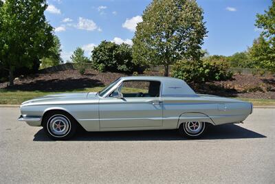 1966 Ford Thunderbird Town Hardtop   - Photo 37 - Bucyrus, KS 66013