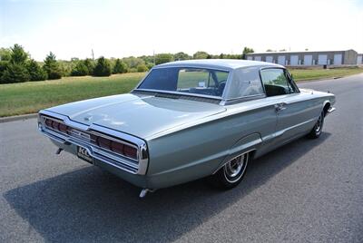 1966 Ford Thunderbird Town Hardtop   - Photo 29 - Bucyrus, KS 66013