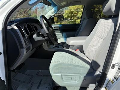 2010 Toyota Tundra TRD Off Road   - Photo 9 - Bucyrus, KS 66013