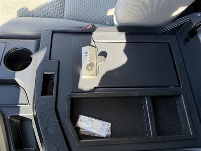 2010 Toyota Tundra TRD Off Road   - Photo 19 - Bucyrus, KS 66013