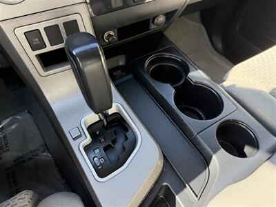 2010 Toyota Tundra TRD Off Road   - Photo 18 - Bucyrus, KS 66013