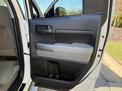 2010 Toyota Tundra TRD Off Road   - Photo 34 - Bucyrus, KS 66013