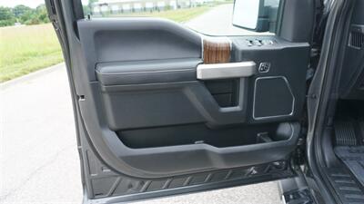 2020 Ford F-150 Lariat   - Photo 34 - Bucyrus, KS 66013