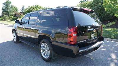 2013 Chevrolet Suburban LTZ 1500   - Photo 8 - Bucyrus, KS 66013