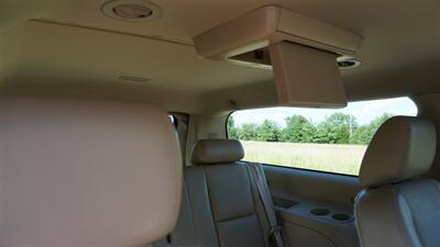 2013 Chevrolet Suburban LTZ 1500   - Photo 16 - Bucyrus, KS 66013
