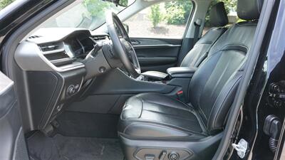 2022 Jeep Grand Cherokee L Limited   - Photo 9 - Bucyrus, KS 66013