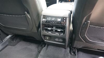 2022 Jeep Grand Cherokee L Limited   - Photo 14 - Bucyrus, KS 66013