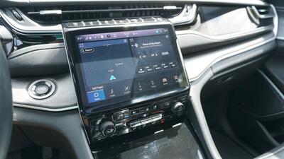 2022 Jeep Grand Cherokee L Limited   - Photo 20 - Bucyrus, KS 66013