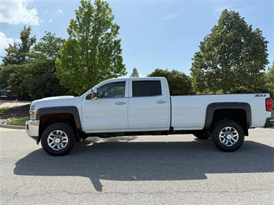 2018 Chevrolet Silverado 2500 LTZ   - Photo 2 - Bucyrus, KS 66013