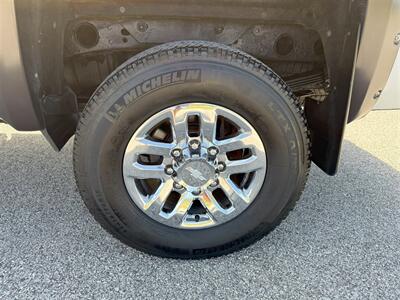 2018 Chevrolet Silverado 2500 LTZ   - Photo 26 - Bucyrus, KS 66013