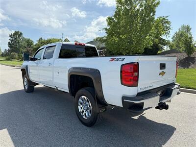 2018 Chevrolet Silverado 2500 LTZ   - Photo 8 - Bucyrus, KS 66013