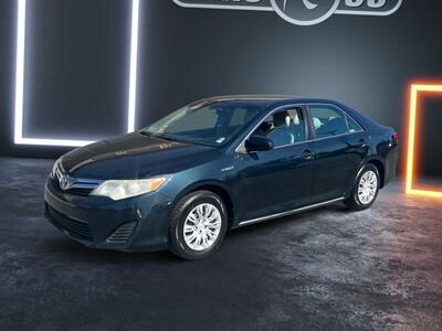 2014 Toyota Camry Hybrid LE Sedan