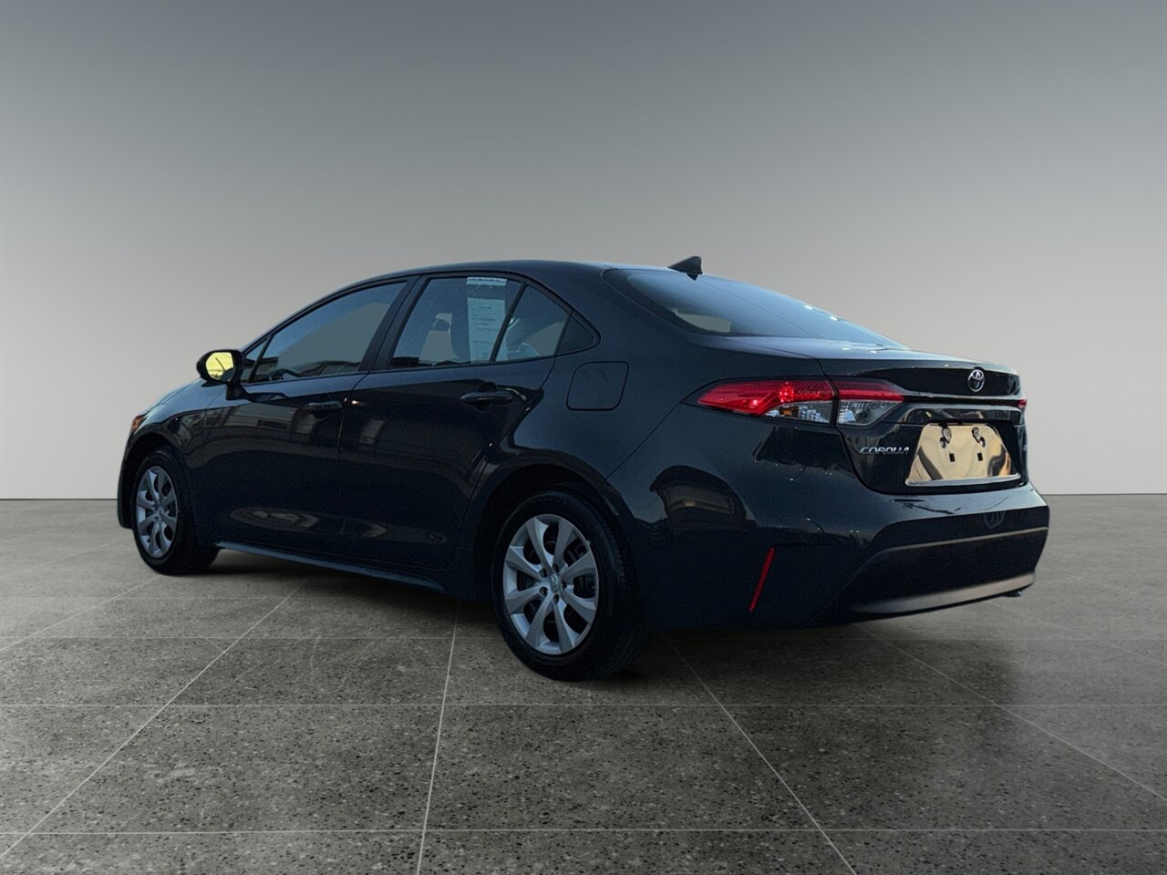2024 Toyota Corolla LE photo 3