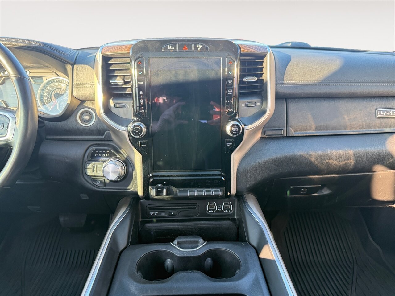 2019 RAM Ram 1500 Pickup Laramie - Photo 12