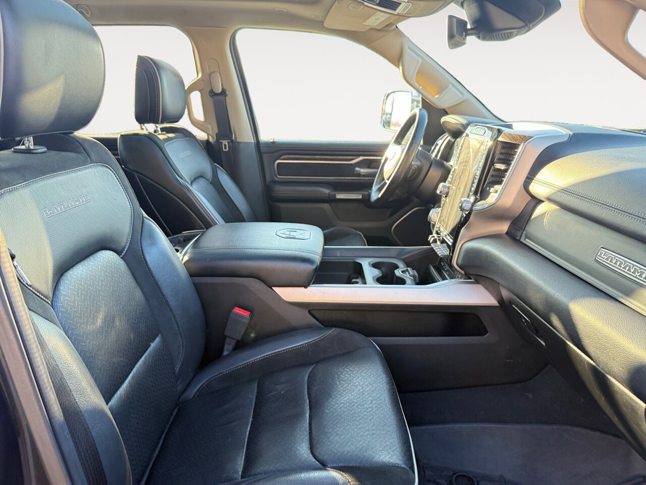 2019 RAM Ram 1500 Pickup Laramie - Photo 16