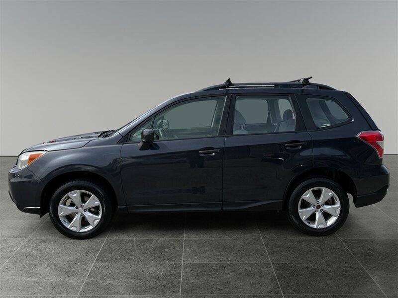 2016 Subaru Forester 2.5i  