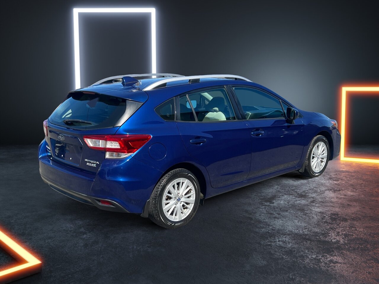 2017 Subaru Impreza 2.0i Premium photo 3