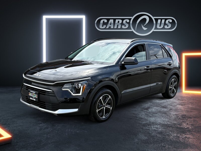 2023 Kia Niro LX  