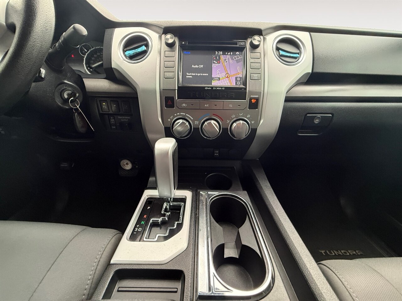 2016 Toyota Tundra SR5 - Photo 12