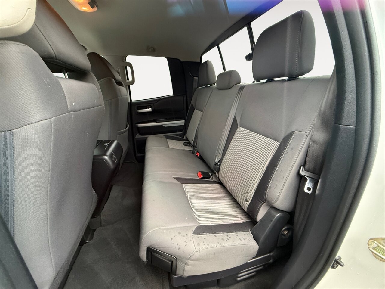 2016 Toyota Tundra SR5 - Photo 14