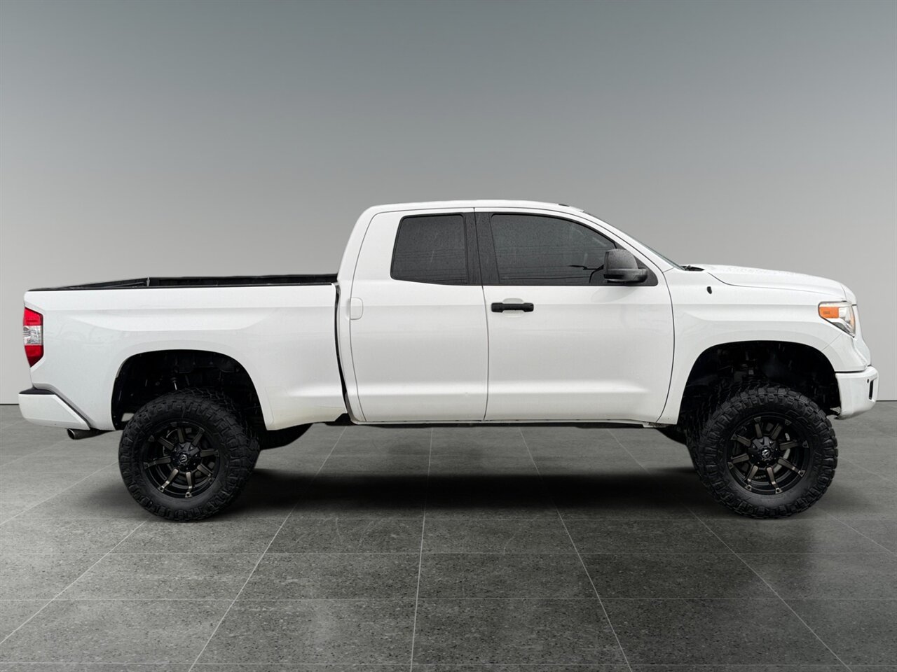 2016 Toyota Tundra SR5 - Photo 7