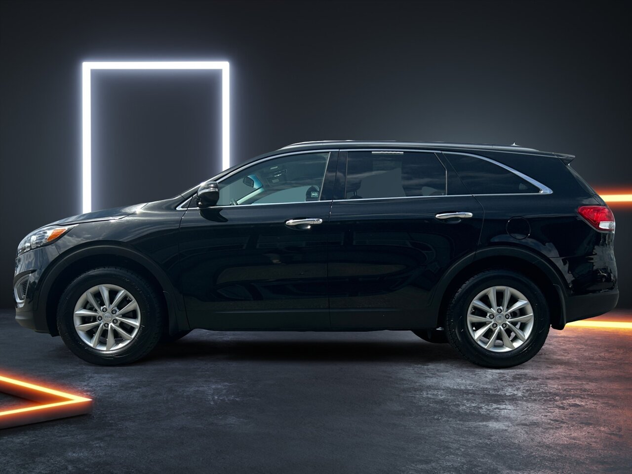 2017 Kia Sorento LX photo 2