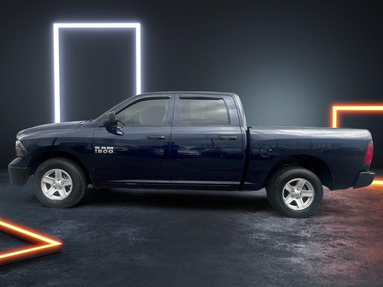 2014 Ram 1500 Tradesman photo 2