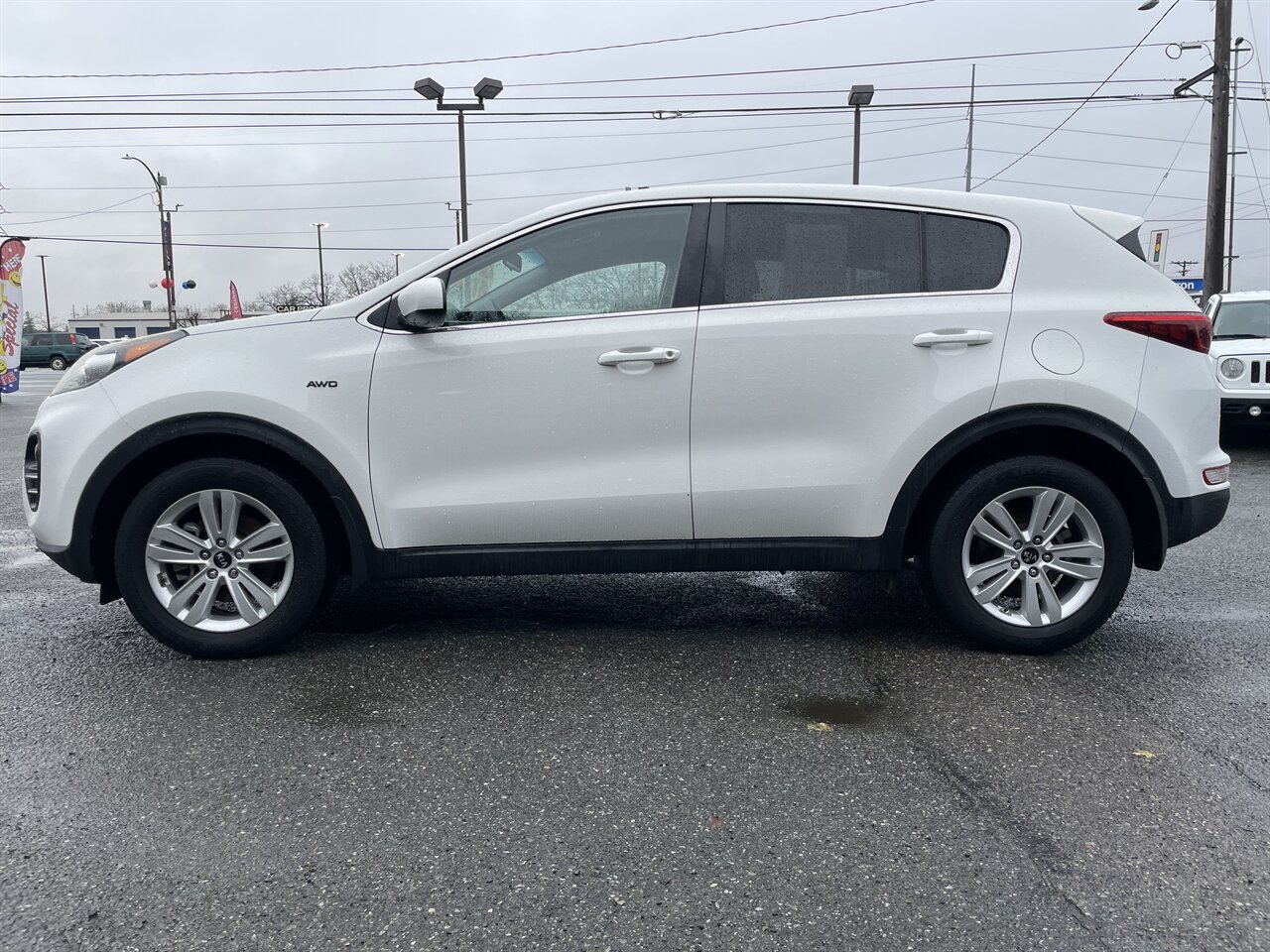 2017 Kia Sportage LX photo 2