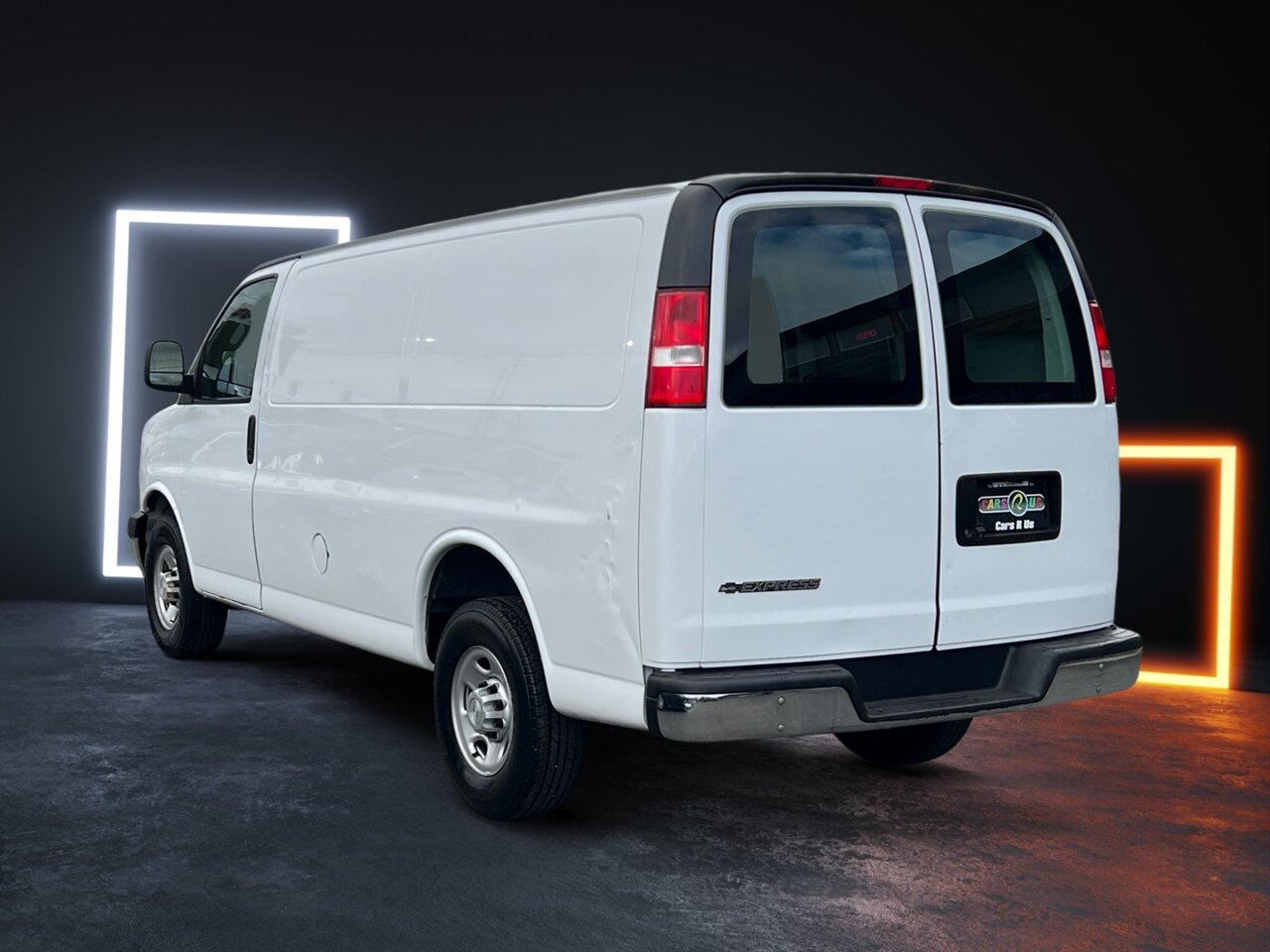 2018 Chevrolet Express Cargo 2500 photo 3
