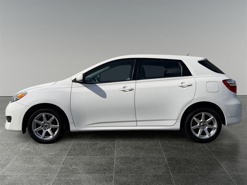 2012 Toyota Matrix L  