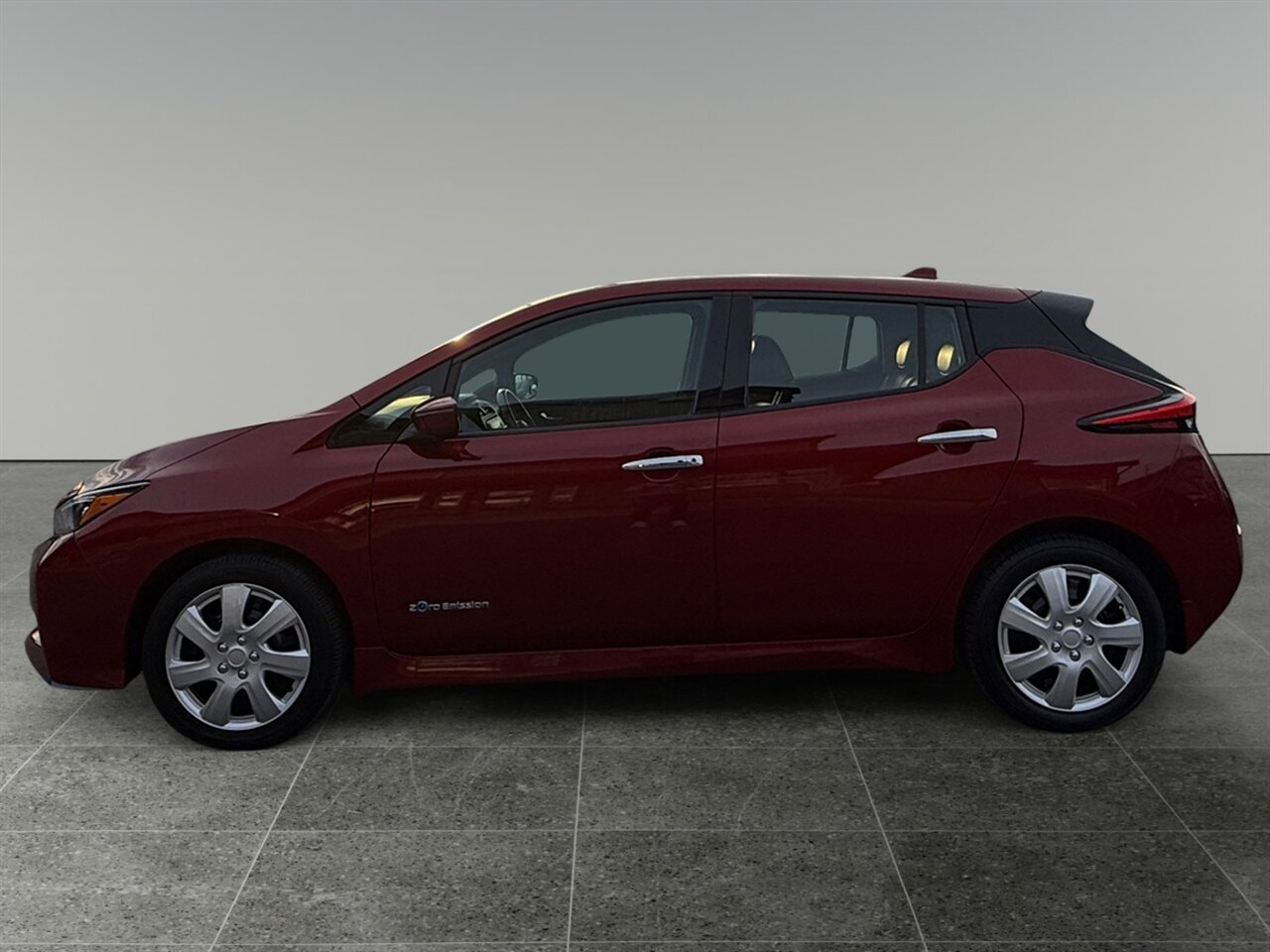 2019 Nissan Leaf SL Plus photo 2