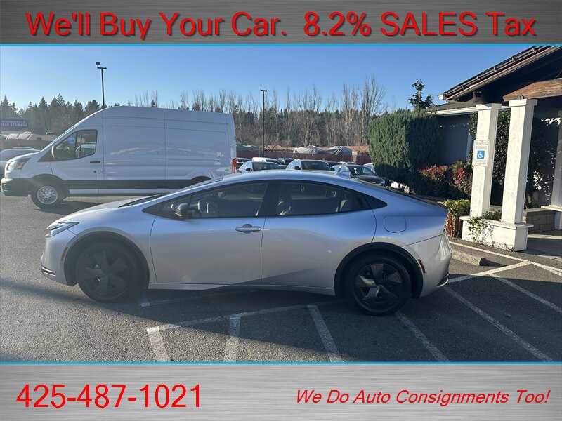 2024 Toyota Prius LE   - Photo 3 - Woodinville, WA 98072