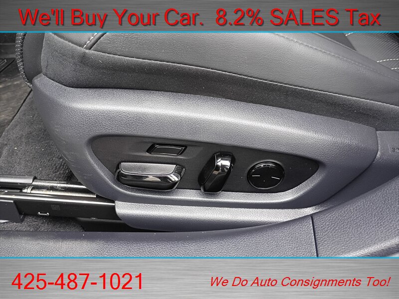 2023 Lexus ES 300h Ultra Luxury RARE ULTRA LUXURY LOW LOW MILES - Photo 12 - Woodinville, WA 98072