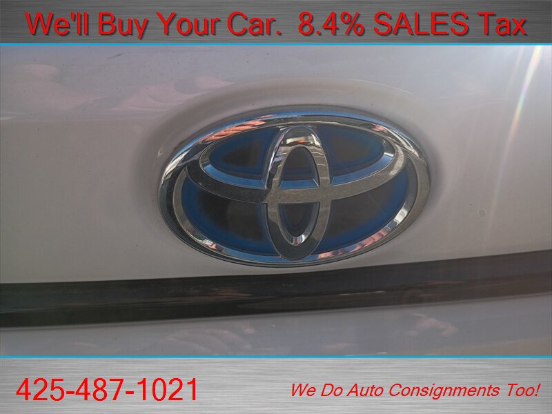 2024 Toyota Corolla LE HYBRID GREAT GAS MILEAGE - Photo 13 - Woodinville, WA 98072