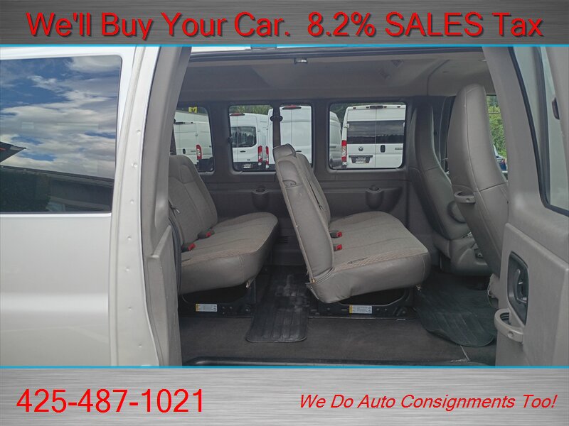 2020 Chevrolet Express LS 3500 ONE OWNER 15 PASSENGER - Photo 29 - Woodinville, WA 98072