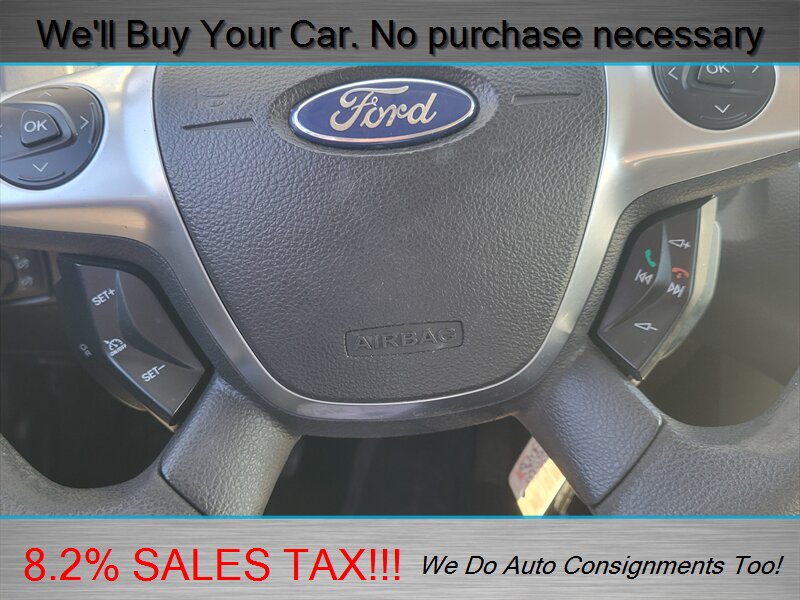 2013 Ford Focus SE  5 SPEED MANUAL - Photo 18 - Woodinville, WA 98072