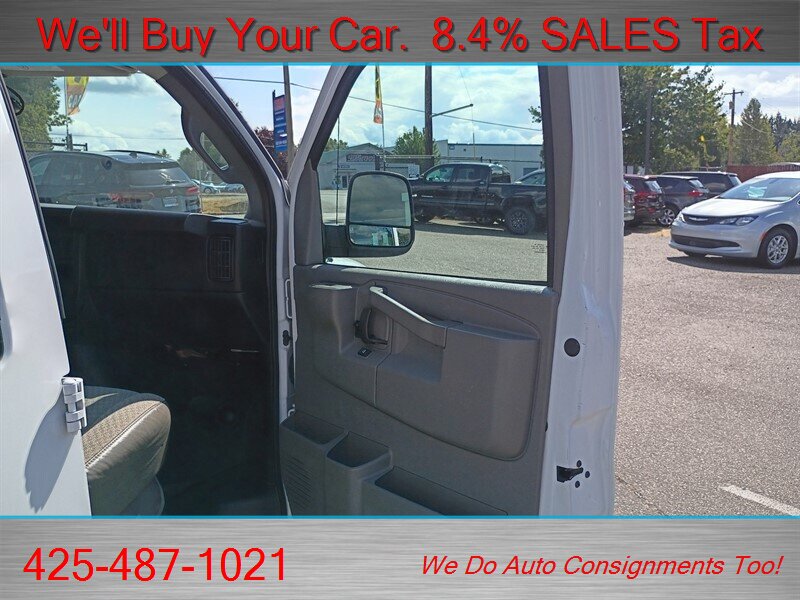 2017 Chevrolet Express LT 3500   - Photo 21 - Woodinville, WA 98072