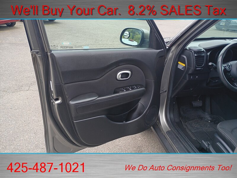 2018 Kia Soul +   - Photo 10 - Woodinville, WA 98072